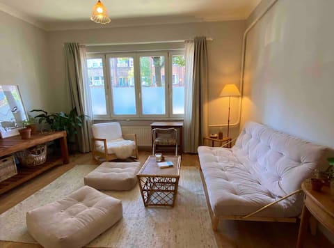 Nadja house in Brussels, garden, sauna and jacuzzi