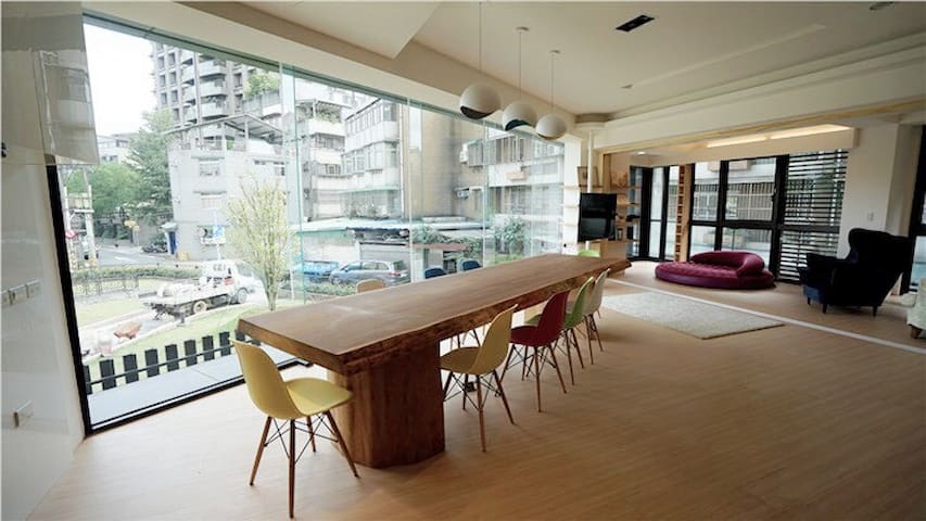 Unique New Wood Modern Luxury Design Home Business