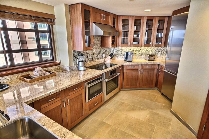 Hyatt Residence Club 3 BR Oceanfront Lower Villa gallery image 4