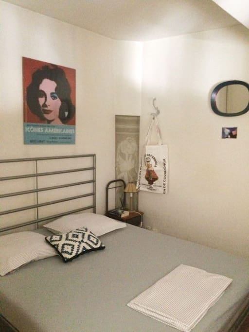 Chambre 1 en mezzanine lit 2 places ( 9 m² )