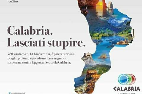 Successful Airbnb property: Zambrone, Tropea, sea, apartment. in Zambrone