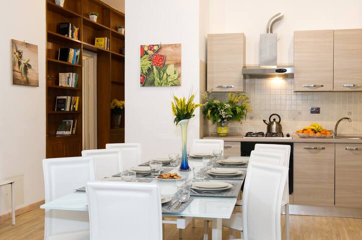 House Gregorio, a luxury apartment at San Pietro gallery image 2