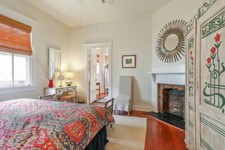 Gorgeous – Walk to Audubon Park! Monthly Rental gallery image 5