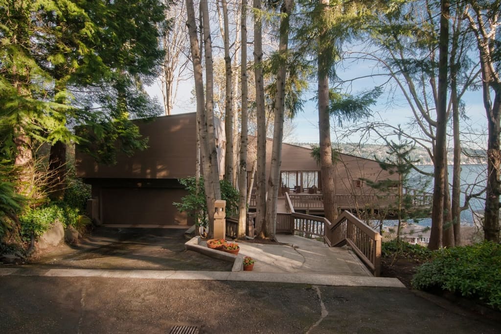 Outlook view of the house