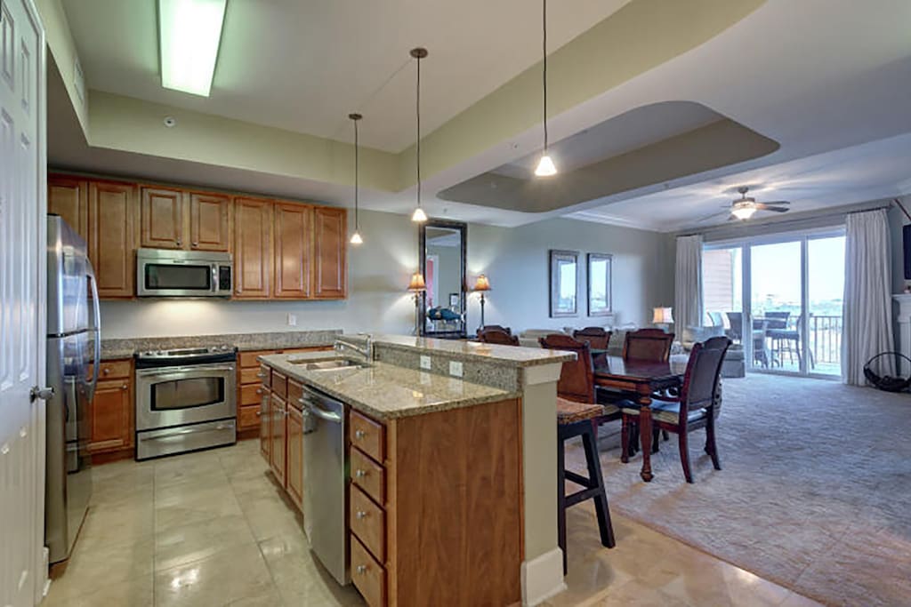 Open kitchen and dining plan, upgraded kitchen appliances