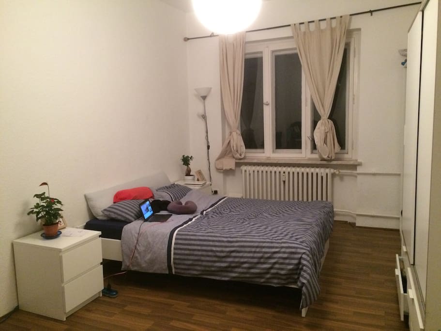 Large Bedroom