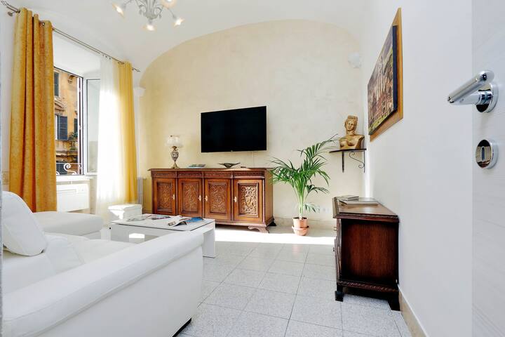 GEMMA DOMUS ROMAN CENTER. gallery image 2