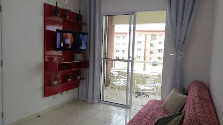 TELEVISIÓN EN LA SALA DE ESTAR.