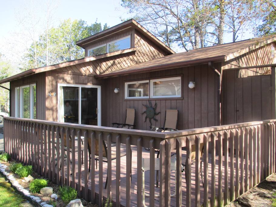 Deck with seating off the Living room