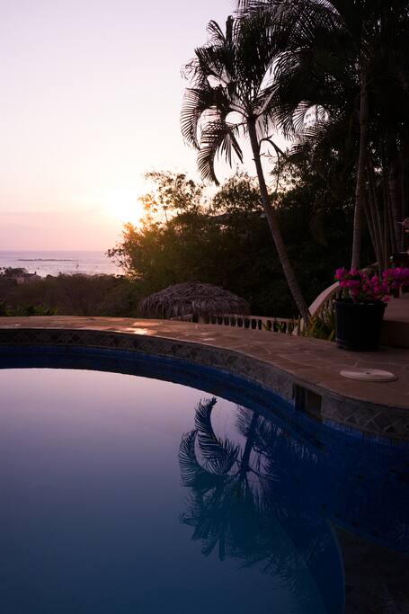 Enjoy the sunset in the pool