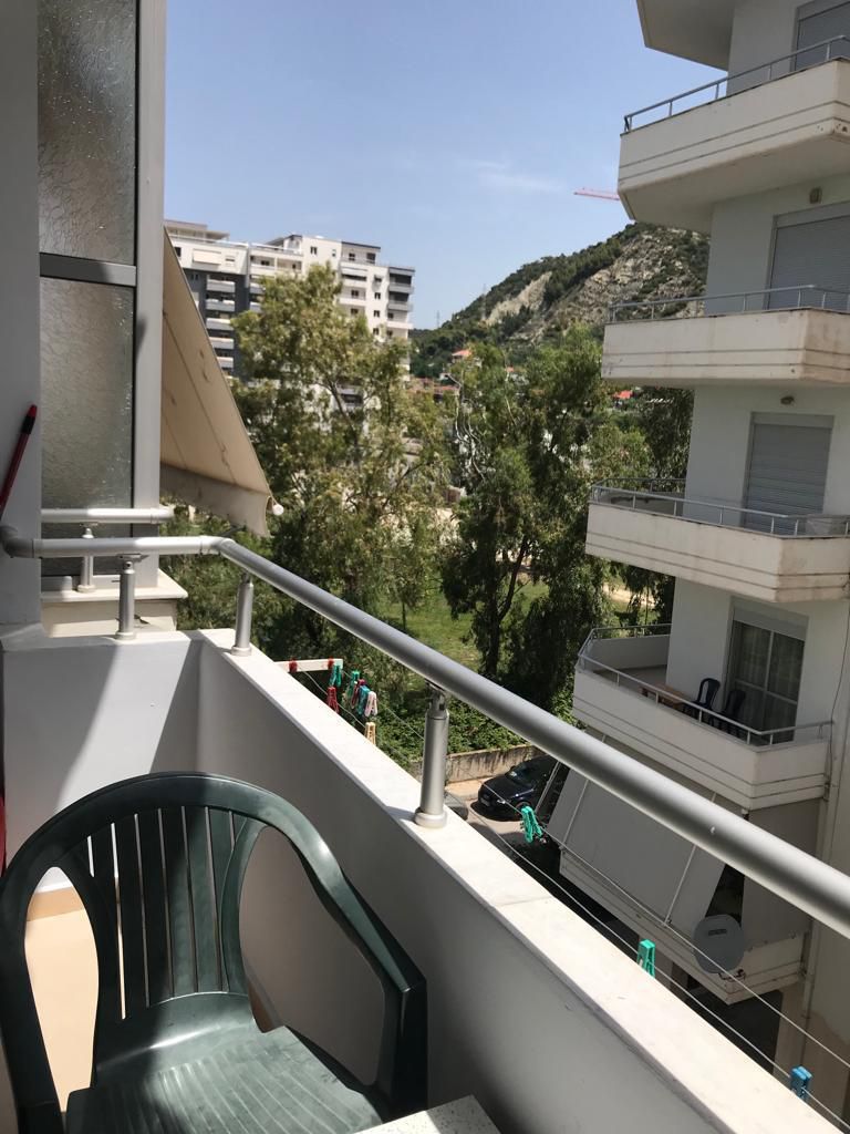 Listing 659676022701374842