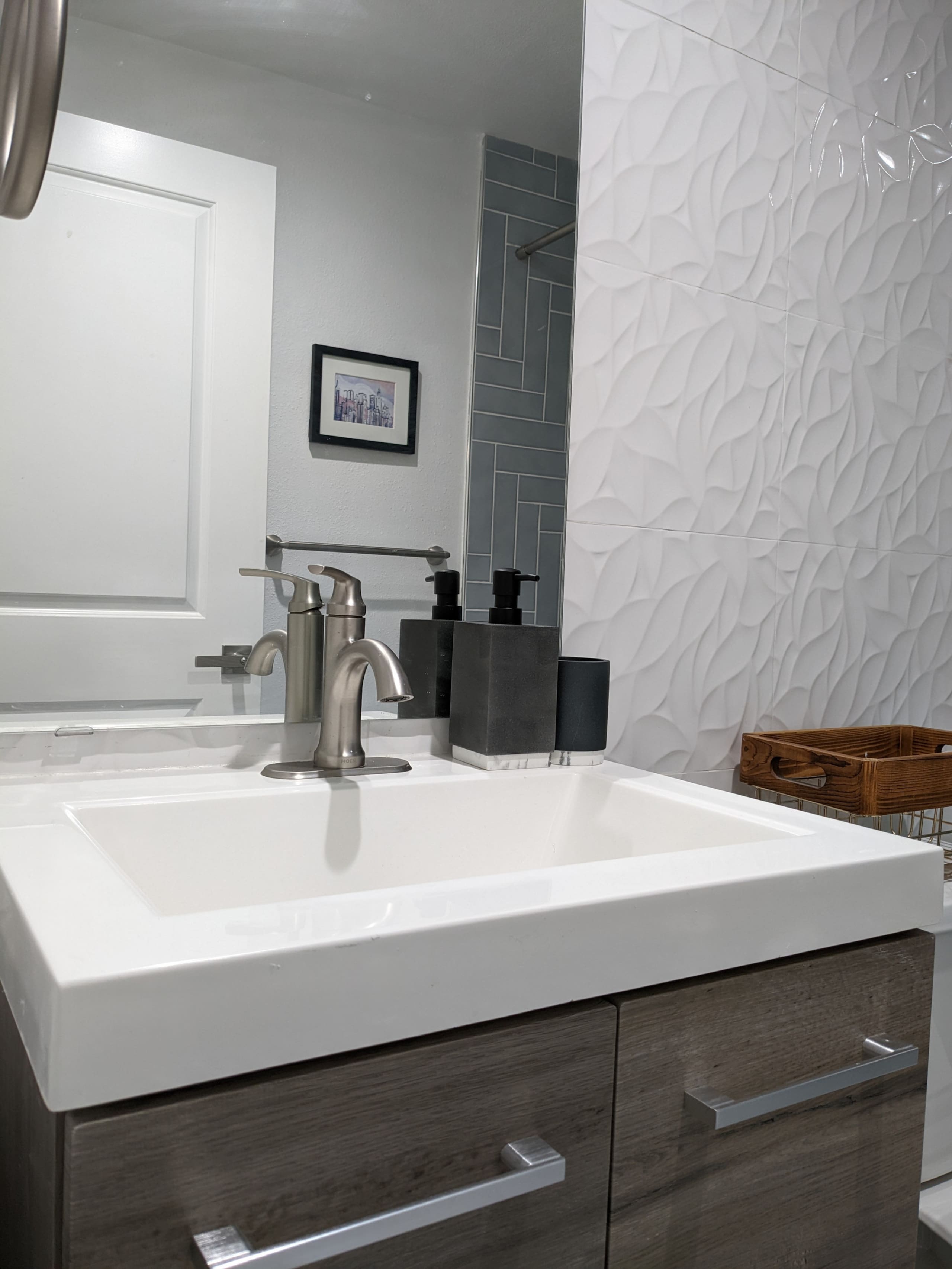Home in San Francisco · ★4.89 · 2 bedrooms · 3 beds · 1.5 baths - Image 15
