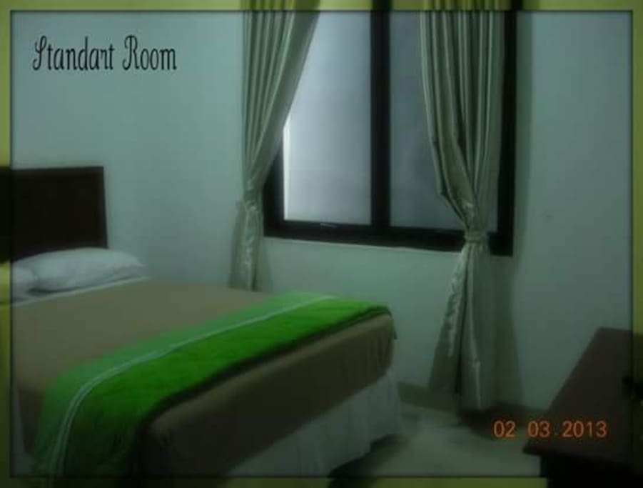 Queen bed