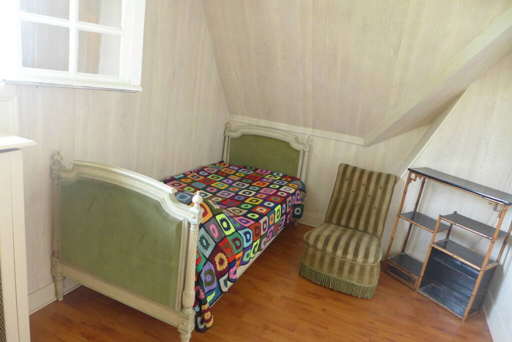 Quiet bedroom
