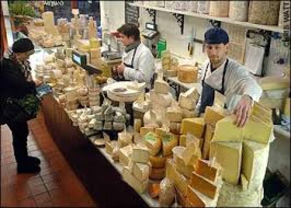 CHEESE AT IAN MELLIS