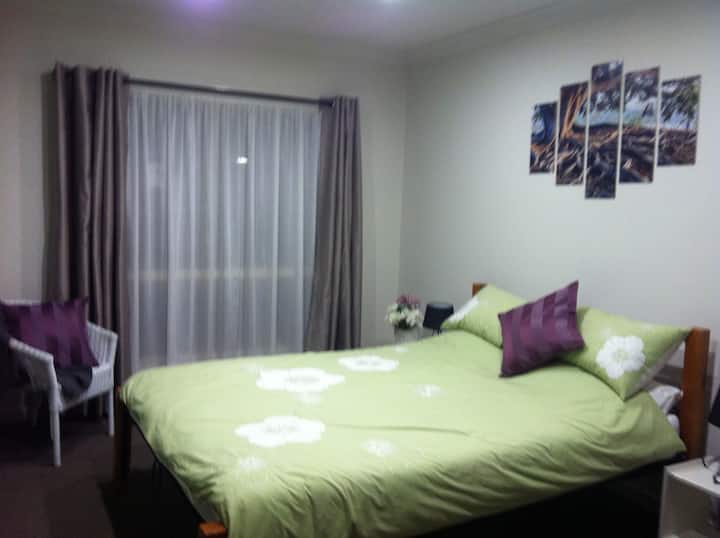 غرفة النوم 1