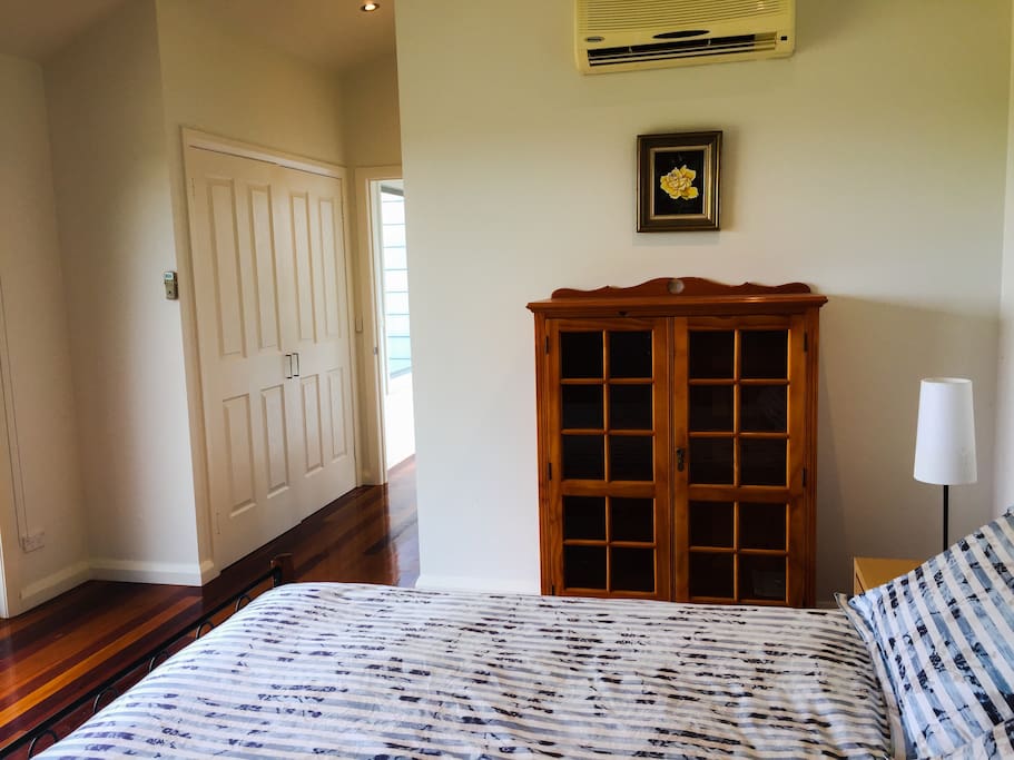 Wardrobe & Cupboard