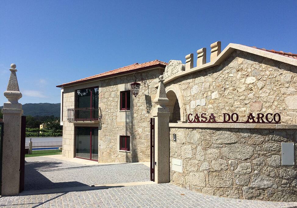 Casa do Arco - main entrance