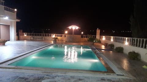 Mukawir Villa