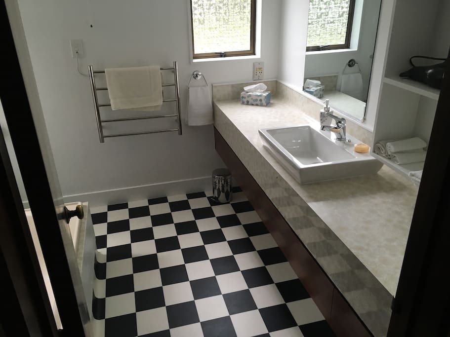 Main bathroom