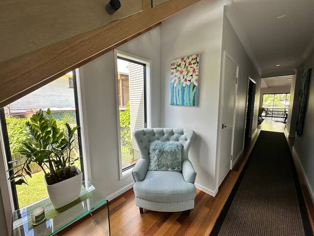 Yeronga home, river views gallery image 3