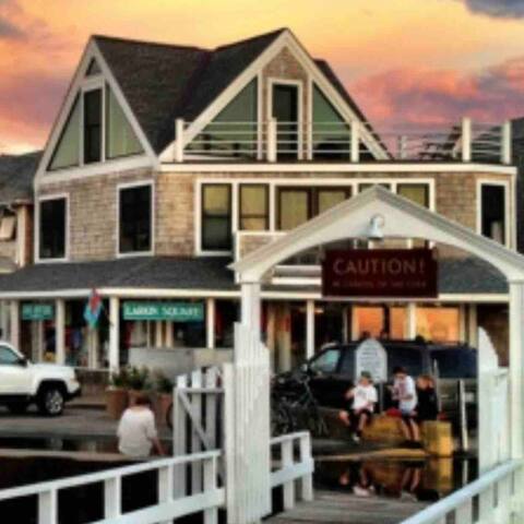 Waterfront in the Heart of Watch Hill