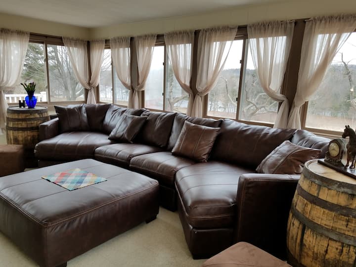 Hip Peas Farm - Beautiful Historic Farmhouse - Bear Brook State Park, Allenstown