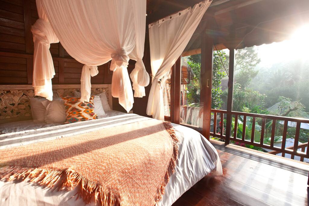 master bedroom view when sunrise