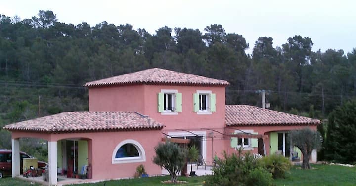 Belle Villa Climatisée Avec Piscine - Cuers