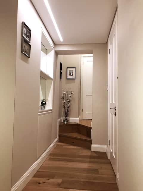 Popular Airbnb listing: Luxurious Georgian garden flat, + parking in Bath And North East Somerset