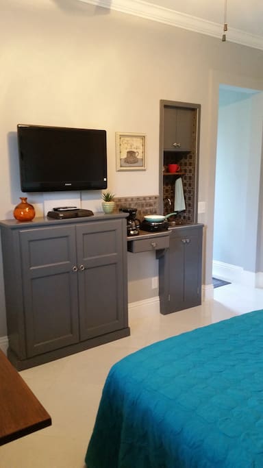 TV and kitchenette