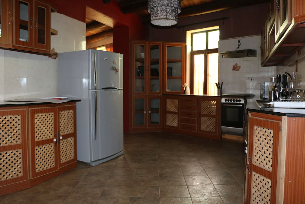 Well furnished Kitchen with Refrigerator