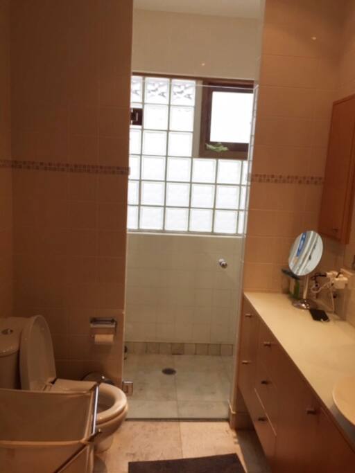 Master ensuite