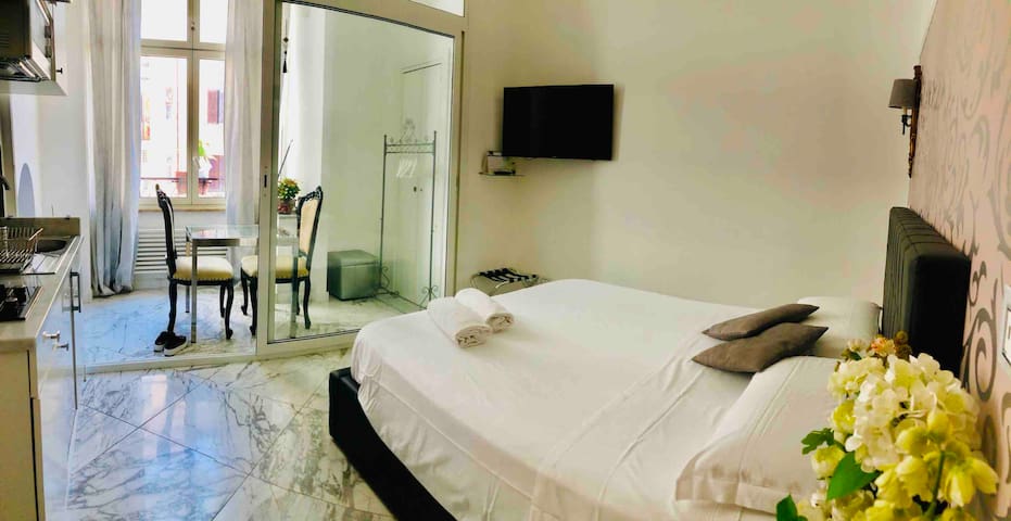 appartamento intero,Termini,15 min from Colosseo