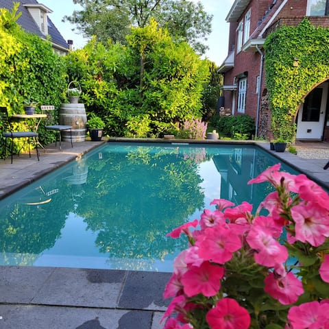 Lovely swimming pool - near Veluwezoom and Arnhem