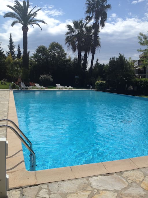 Belle piscine privée 20m x 10m