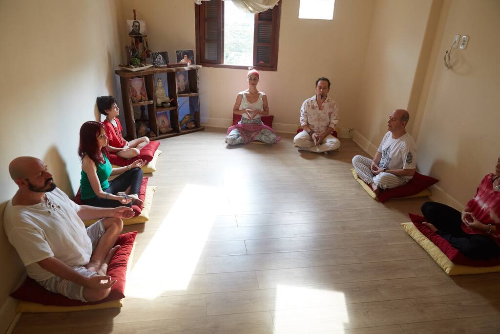 Todos os dias oferecemos praticas meditativas gratuitas