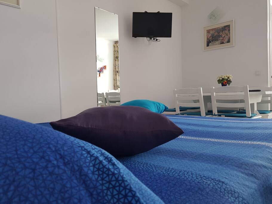 Double bed
