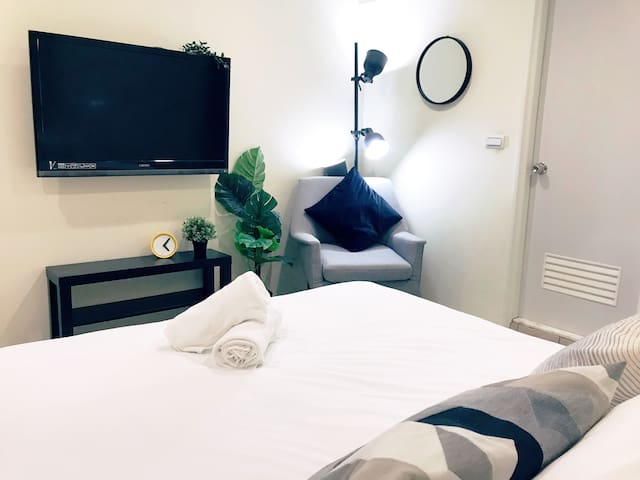 Studio @ Taipei 101 - 5 min walk TPE 101 MRT