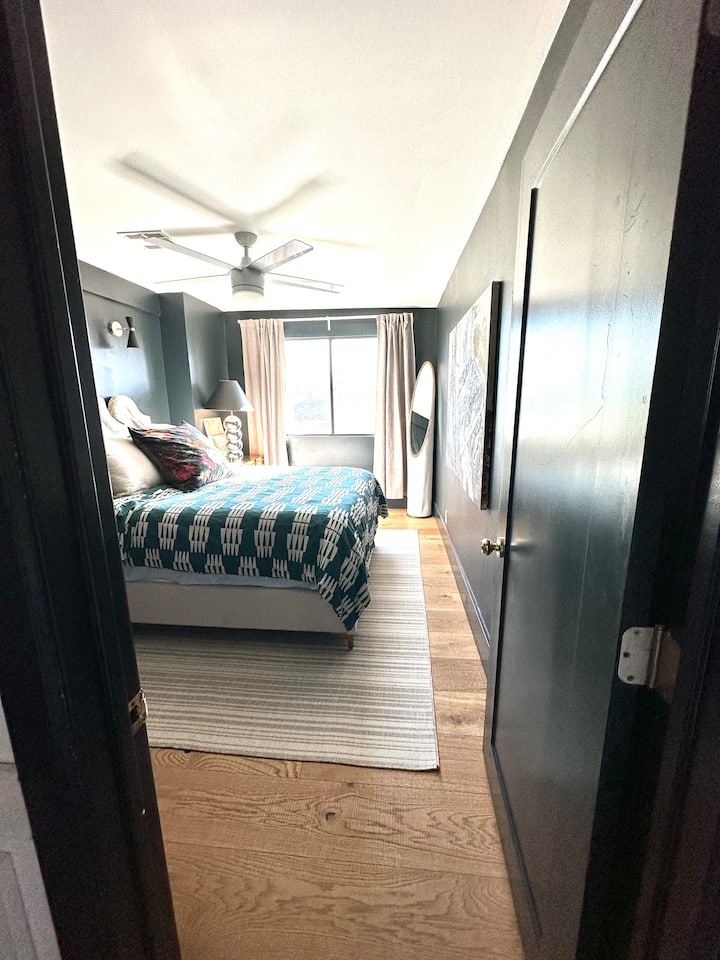 سرير كوين بمرتبة أرجوانية