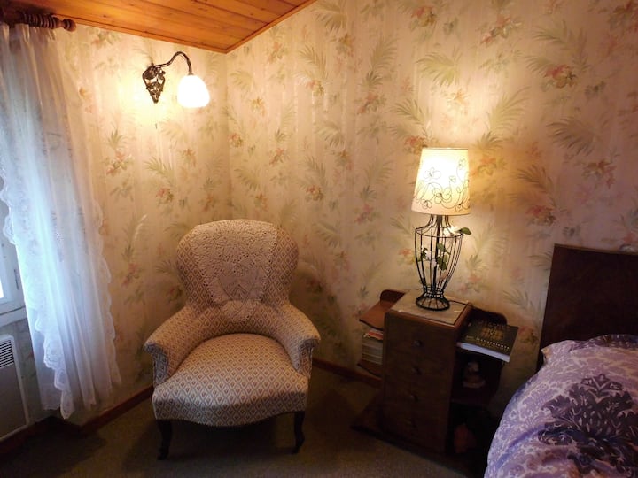 Საძინებელი 1 ზემოთ 