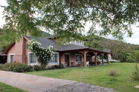 Popular Airbnb listing: CASA GRANDE in San Lorenzo, Salta in Salta
