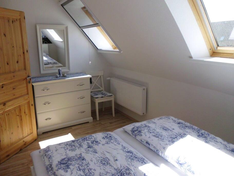 1. Schlafzimmer