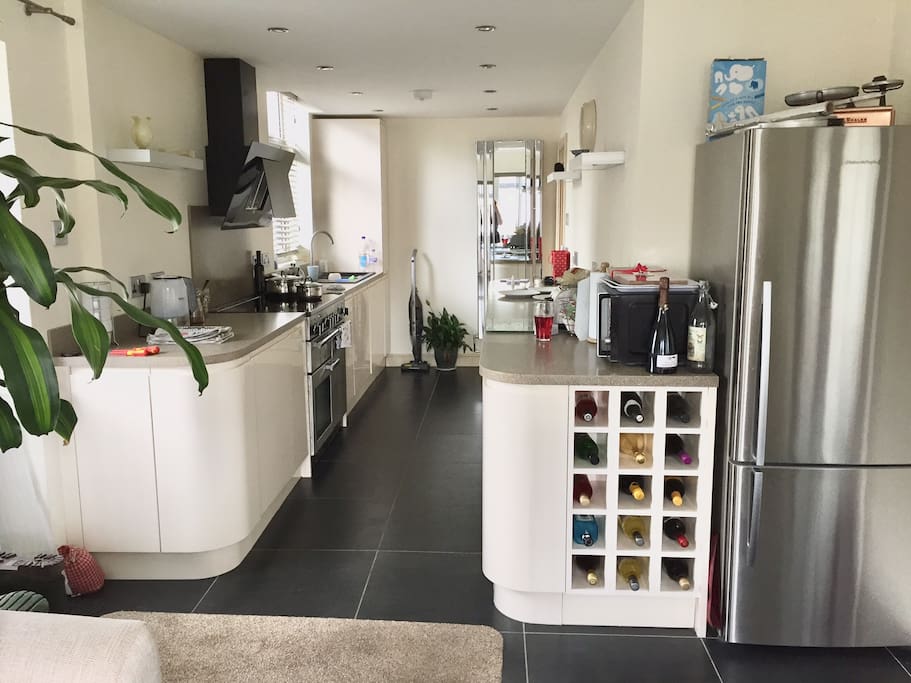 Kitchen - can be used 7-10am
