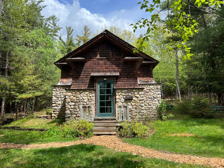 Historic Icehouse in 980 Acres Private Wilderness Cabins for Rent in