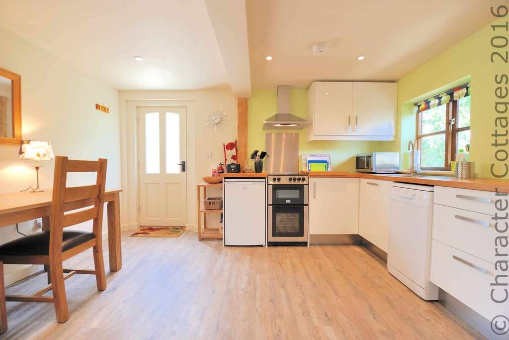 The lovely, spacious kitchen