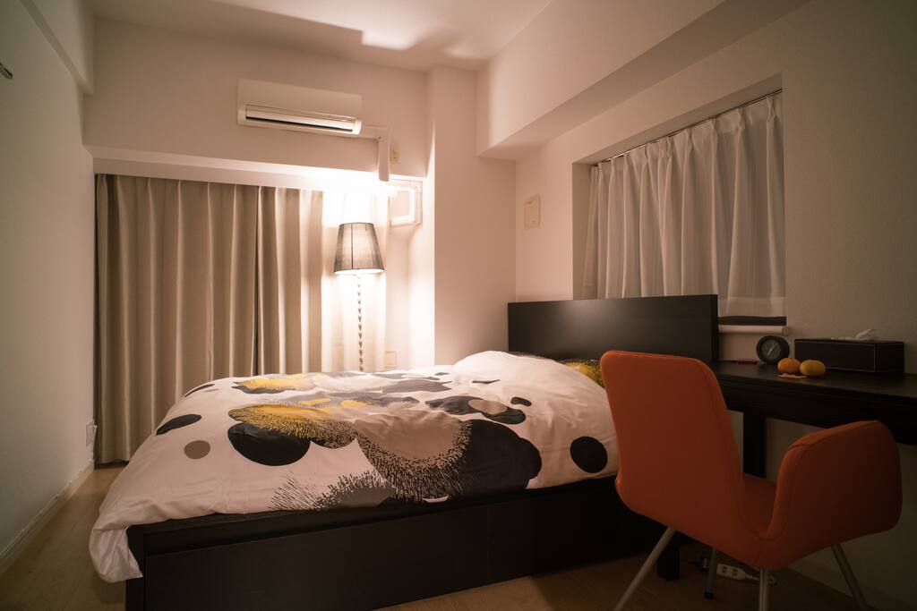We bought the beddings with our highest standard: 80% white duck down 20% feather all season comforter. (310cm/g) It's really soft, light and warm! The sheets and comforter covers are all made of 100% cotton with 384 thread count per inch. It's beautifully shiny and smooth like silk! We want to make sure you feel like sleeping in a 5 star hotel.