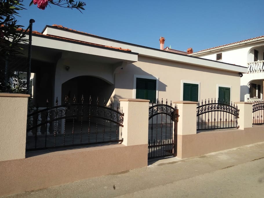 Holiday house