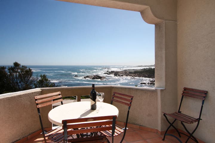 Atlanta 3 bed Balie Bay Camps Bay Cape Town