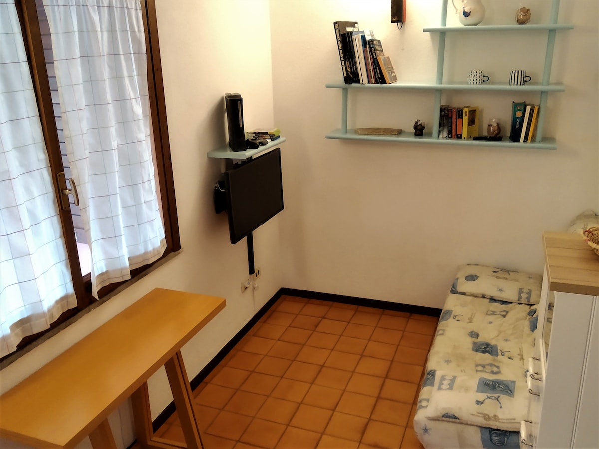 Top Airbnb: House in the blue in Villasimius